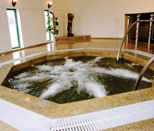 JACCUZI MẪU 3